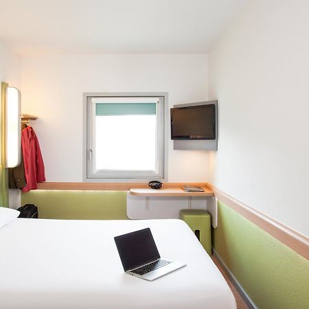 Ibis Budget Біконсфілд Екстер'єр фото