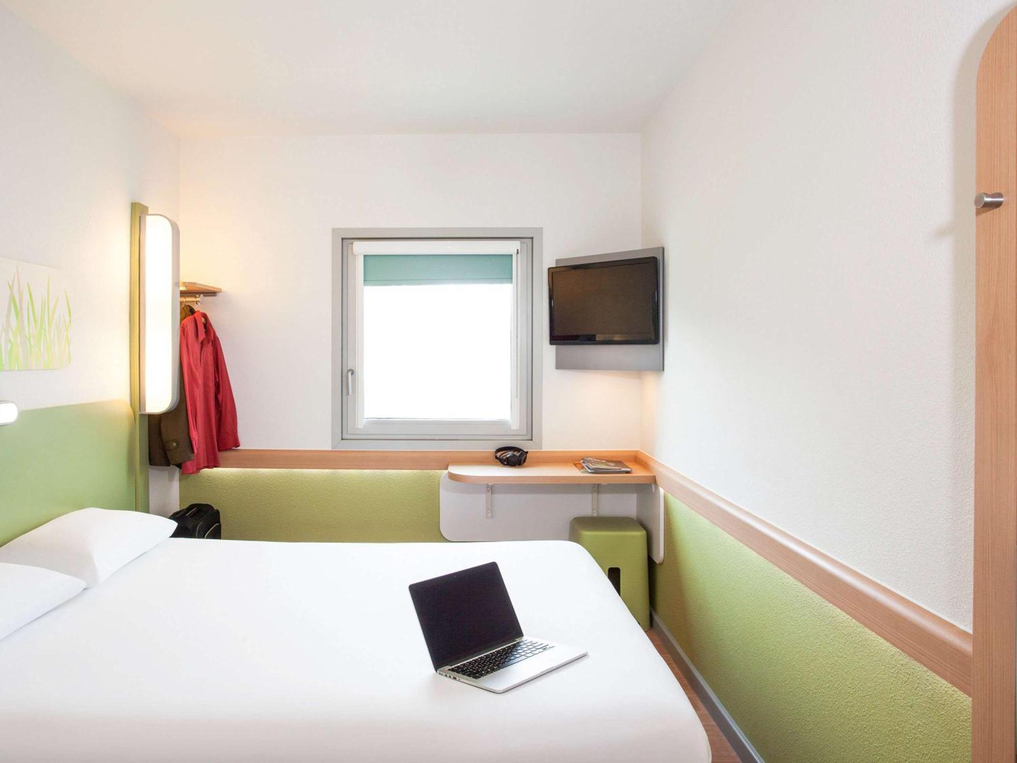 Ibis Budget Біконсфілд Екстер'єр фото
