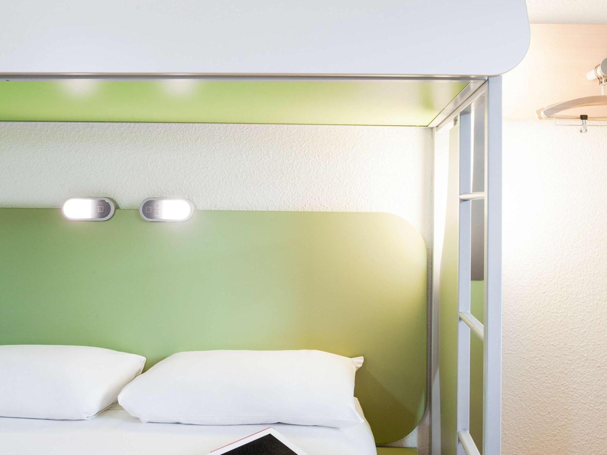 Ibis Budget Біконсфілд Екстер'єр фото
